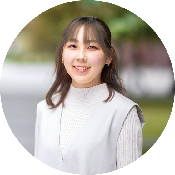 商学部商学科の内定者写真