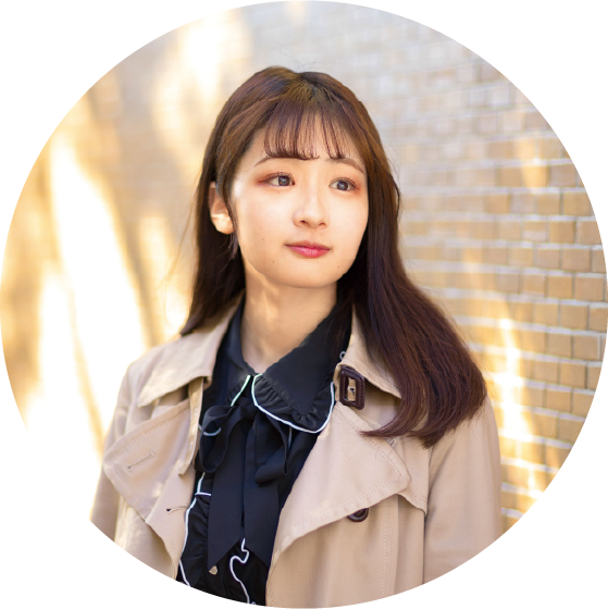 文学部英語英米文化学科の内定者写真