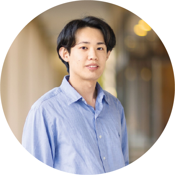 薬学部医療薬学科の内定者写真