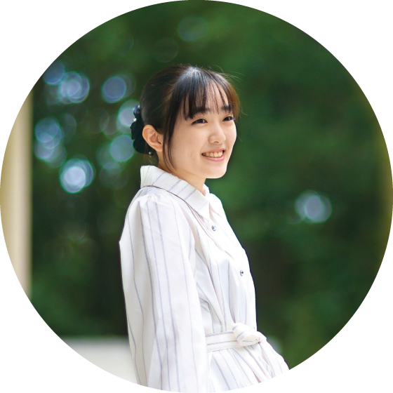 文学部歴史学科の内定者写真