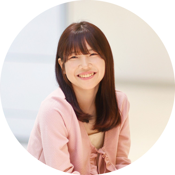 文学部日本文化学科の内定者写真
