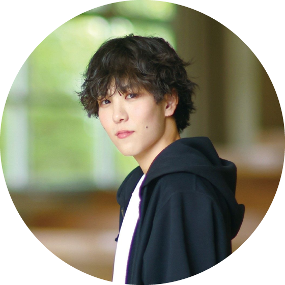 文学部宗教文化学科の内定者写真