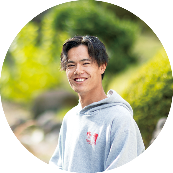 文学部宗教文化学科の内定者写真